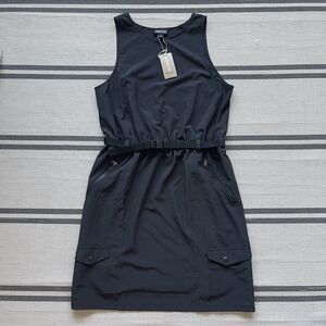 Patagonia NWT Fleetwith Dress Women's Small Black Belted $89